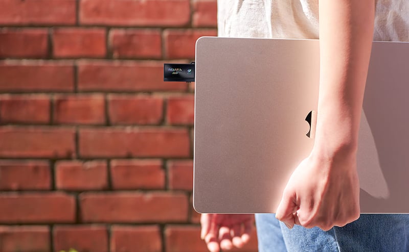 ADATA SC730 1TB USB-C External SSD - 7