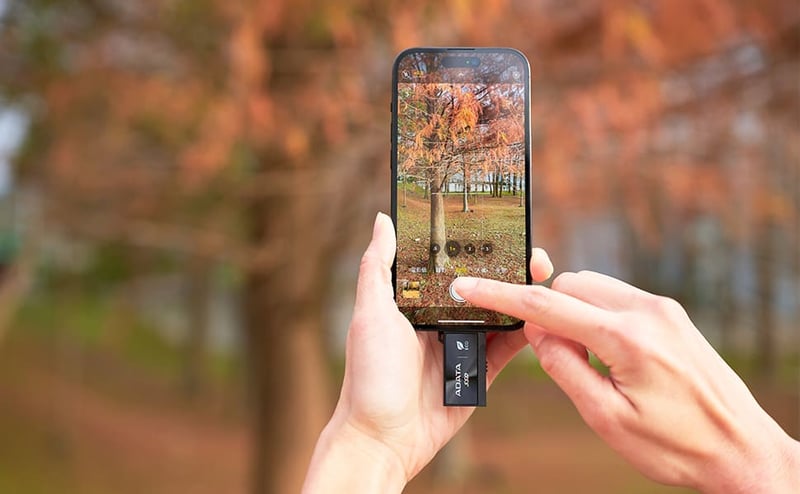 ADATA SC730 1TB USB-C External SSD - 2