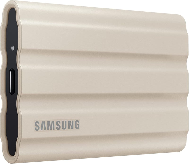 Samsung T7 Shield 1TB USB 3.2 2.5 SSD Beige - 2