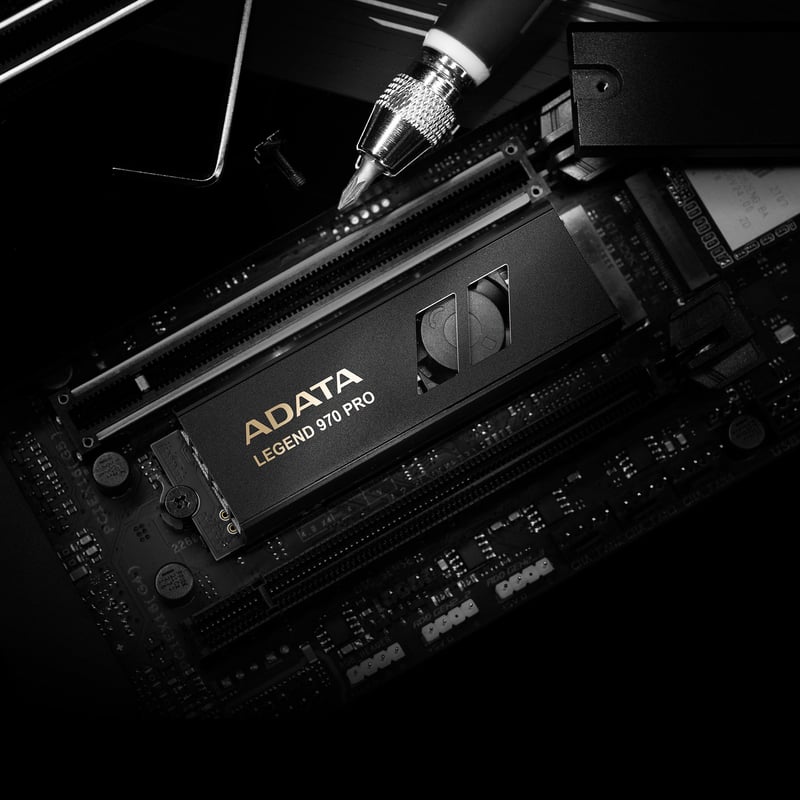 SSD ADATA Legend 970 4TB NVMe M.2 - 13