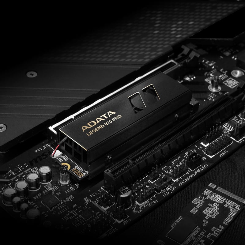 SSD ADATA Legend 970 4TB NVMe M.2 - 3
