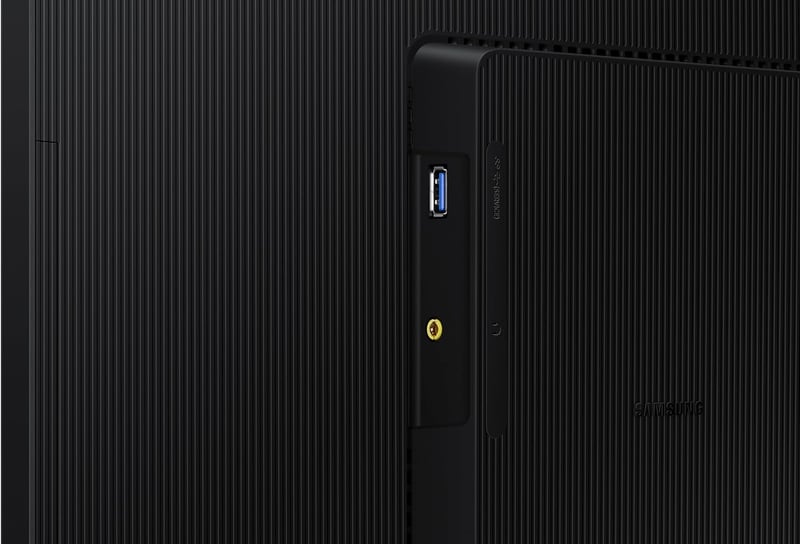 Samsung ViewFinity S7 32" 4K 60Hz VA Monitor - 4