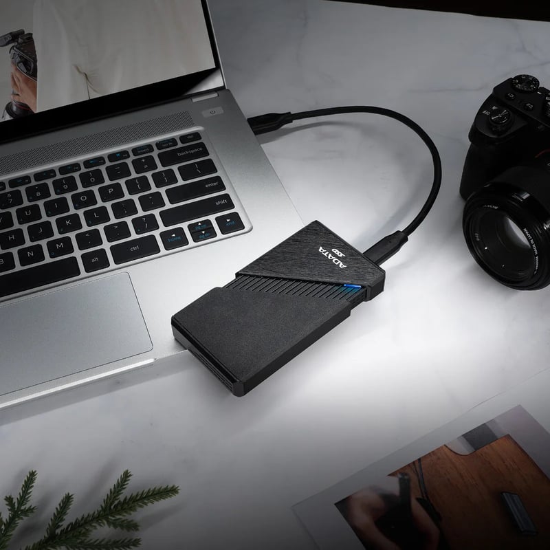 ADATA SE920 4TB USB4 External SSD - 3